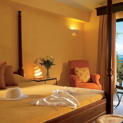 grecotel-luxme-daphnila-bay-dassia-5stars